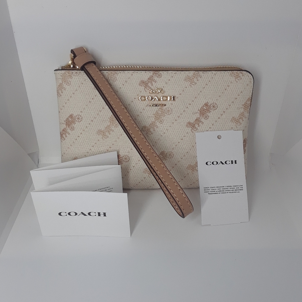 Coach Wristlet Horse And Carriage Print - Picture 13 of 13